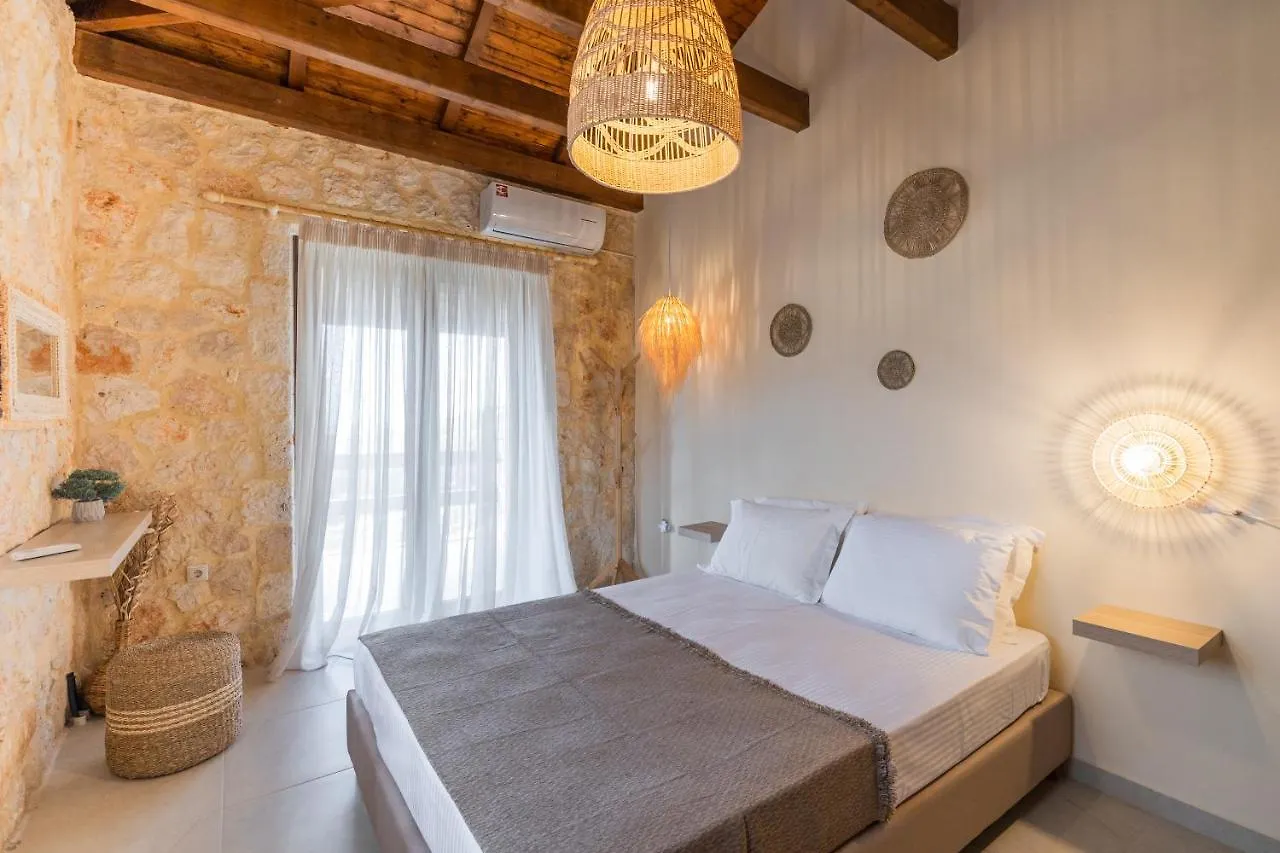 Piedra Villa Troianata