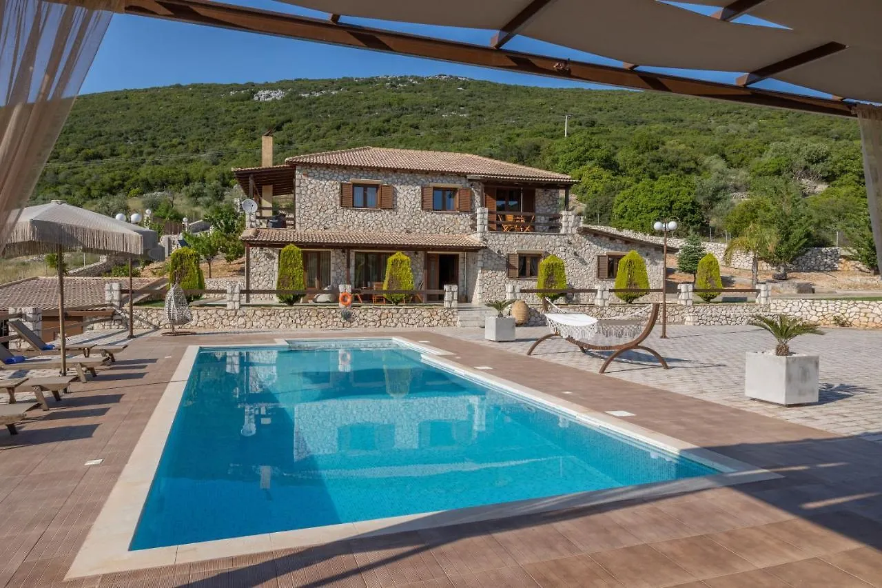 Piedra Villa Troianata