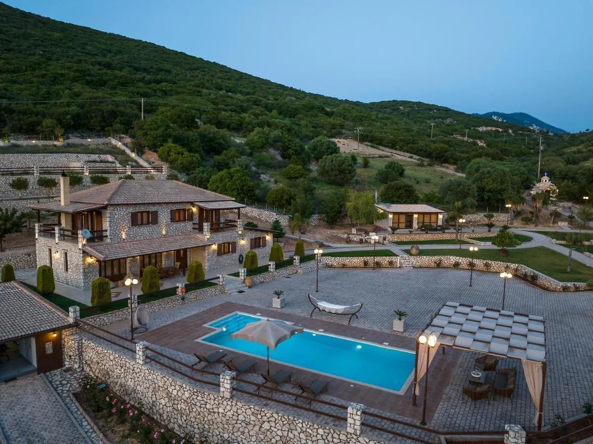 Piedra Villa Troianata