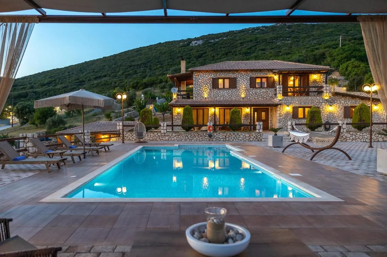 Piedra Villa Troianata